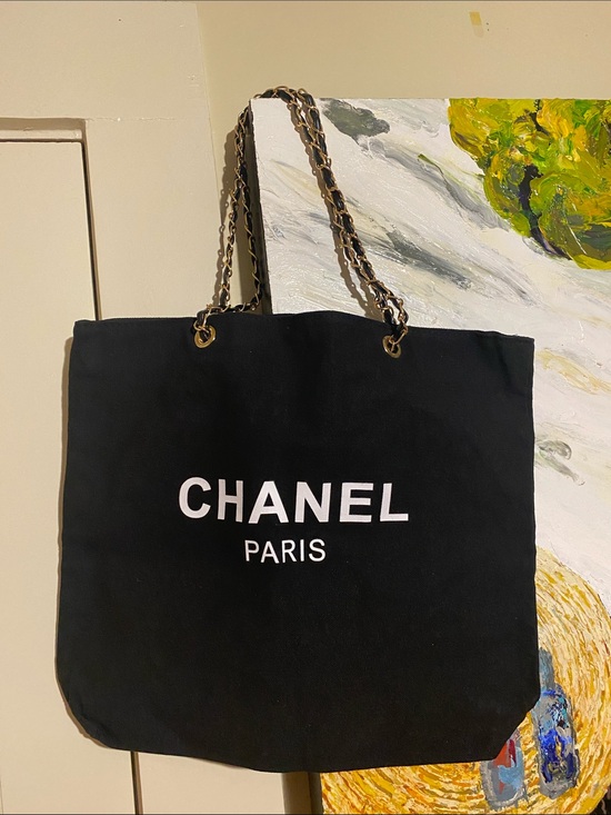 Source Unknown Handbags - Black Chanel Beauty GWP Canvas Tote Bag
